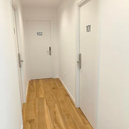 Lembranza Otel